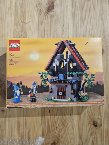 Lego 40601 Castle Majisto Magical Workshop Exclusive