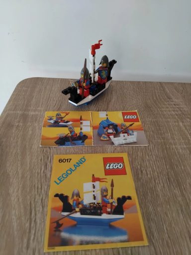 Lego 6017 Castle Lion Knights King's Oarsmen